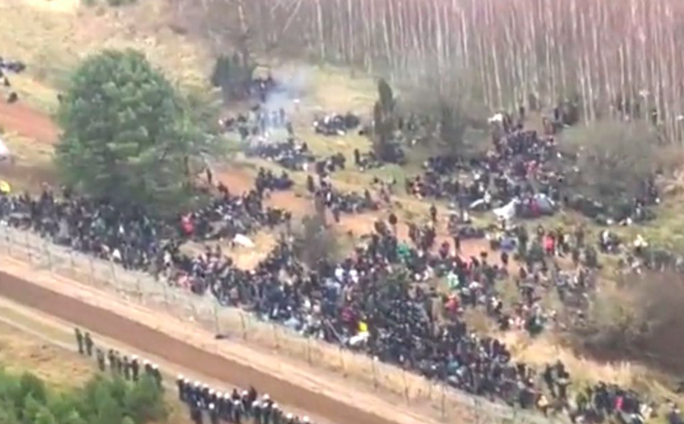 Confine Polonia Bielorussia foto Twitter